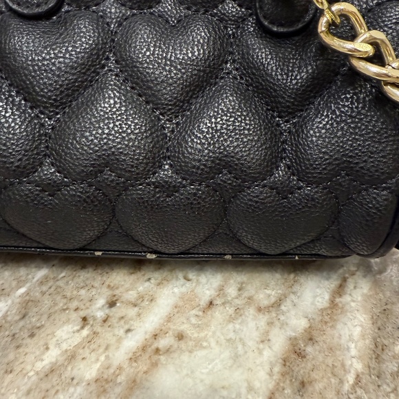 BETSEY JOHNSON Be Mine Mini Crossbody Handbag Black Quilted Hearts Bow & Charm - Picture 14 of 16